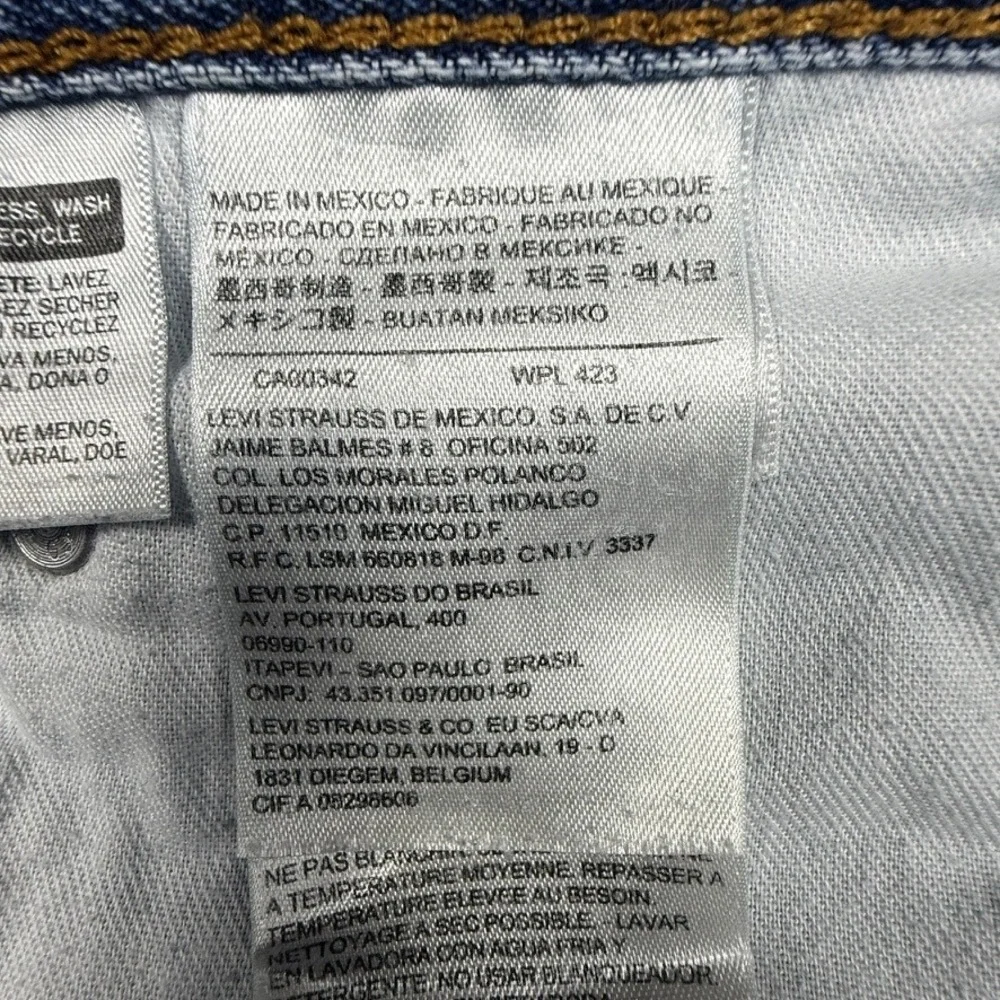 Levis 550 Relaxed Fit Blue Denim Jeans Mens 48x30 Medium Wash Tapered Leg
